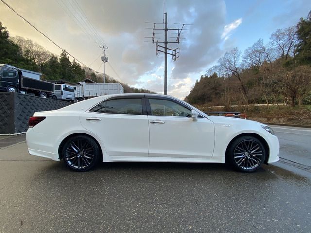 TOYOTA CROWN sedan hybrid 2014