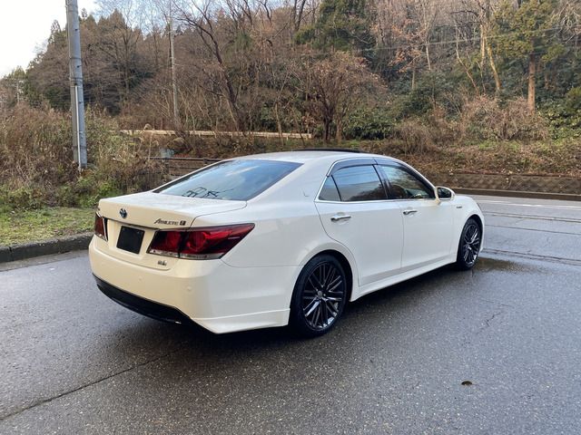 TOYOTA CROWN sedan hybrid 2014