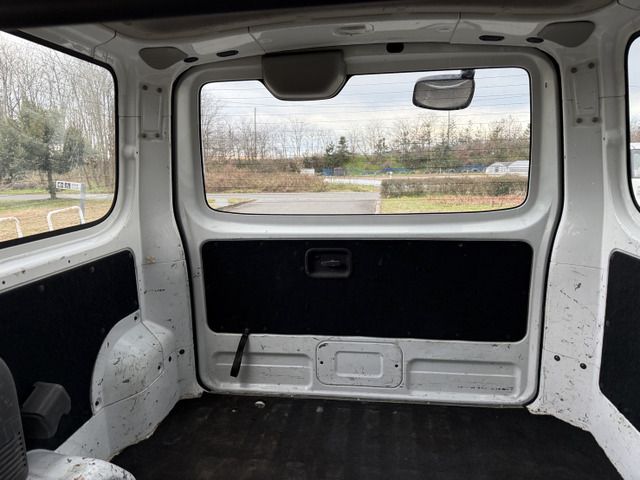 NISSAN NV350 CARAVAN 4WD 2015