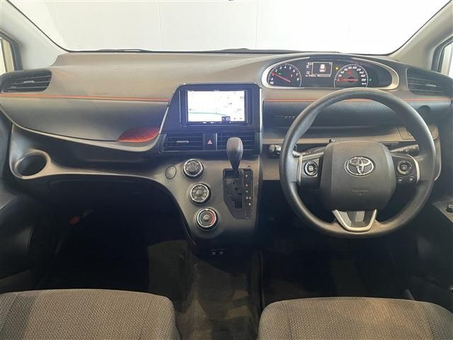 TOYOTA SIENTA 2020