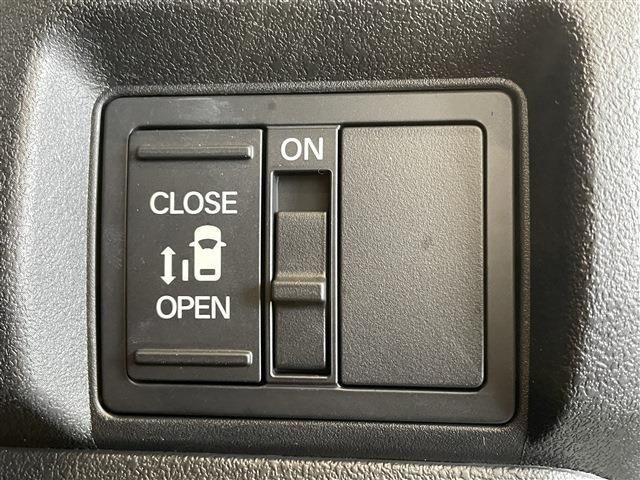 HONDA N BOX CUSTOM 2023