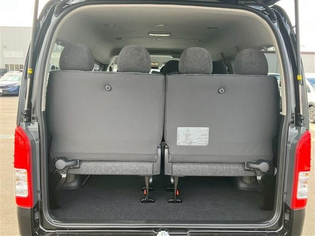 TOYOTA HIACE wagon 2025