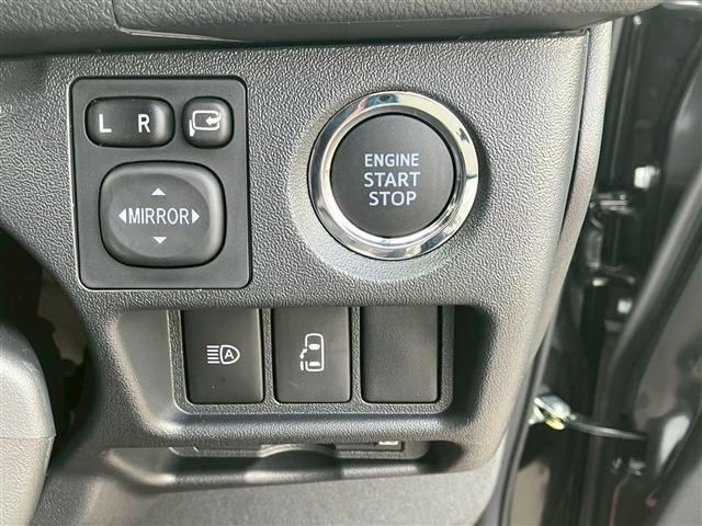 TOYOTA HIACE wagon 2025