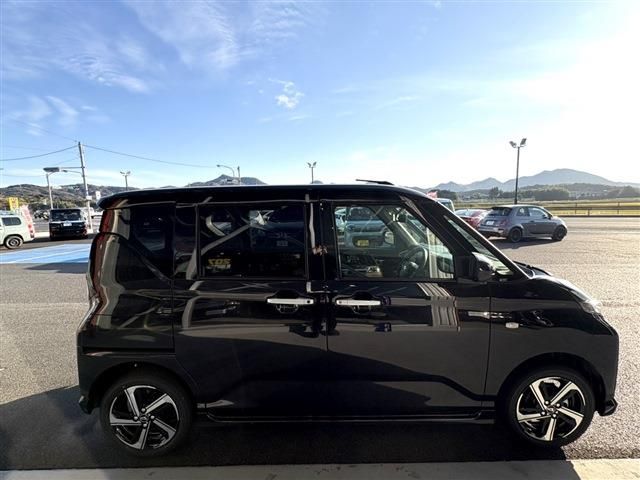 DAIHATSU MOVE 4WD 2025