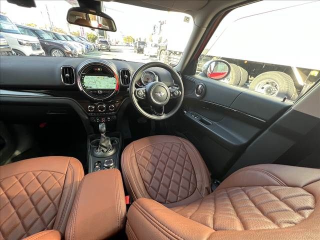 BMW BMW MINI COOPER D CROSSOVER 2018