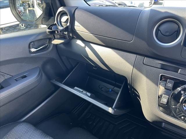 NISSAN CARAVAN van 2WD 2023