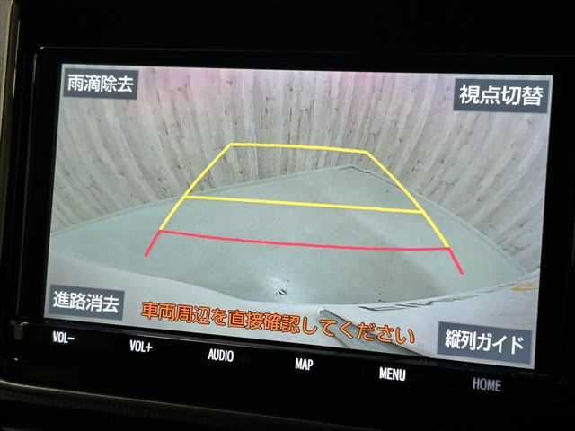 TOYOTA NOAH HYBRID 2019