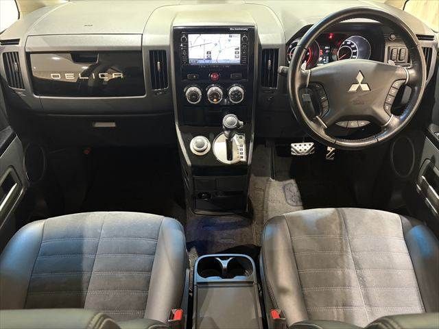 MITSUBISHI DELICA D:5 4WD 2018