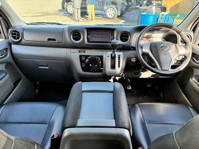 NISSAN NV350 CARAVAN 2019