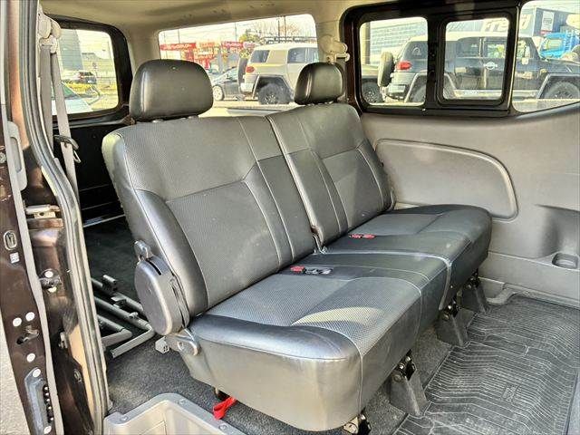 NISSAN NV350 CARAVAN 2019