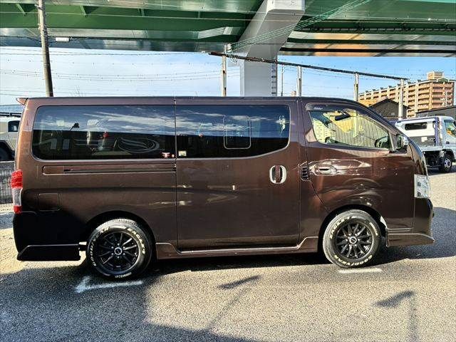 NISSAN NV350 CARAVAN 2019