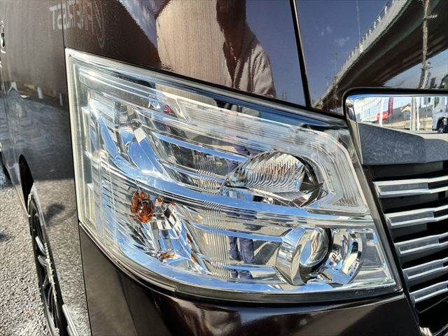 NISSAN NV350 CARAVAN 2019