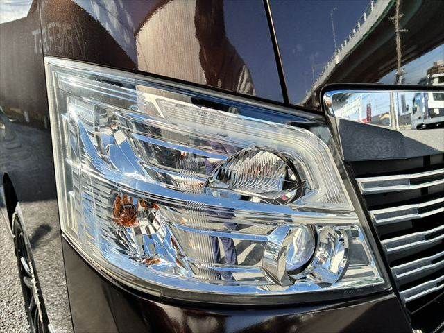 NISSAN NV350 CARAVAN 2019