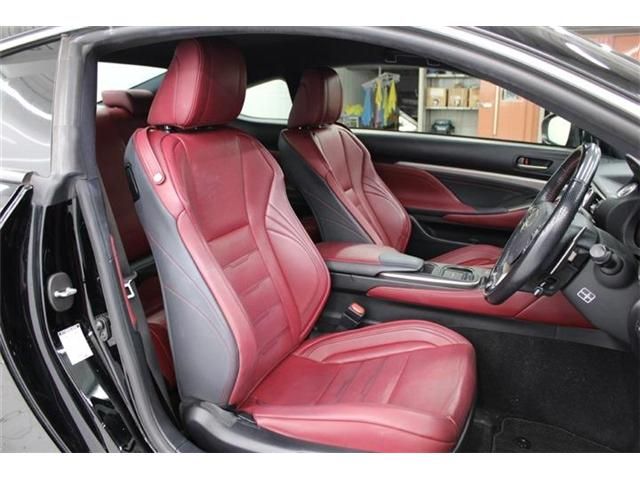 TOYOTA LEXUS RC200t 2016