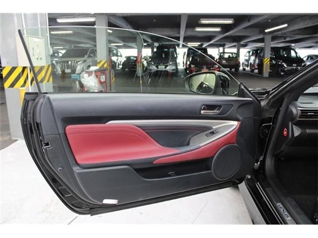 TOYOTA LEXUS RC200t 2016