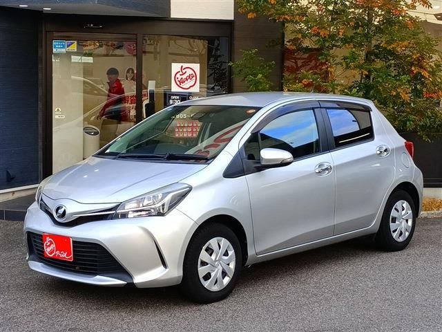TOYOTA VITZ 2015