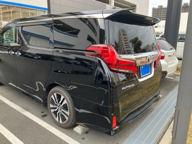 TOYOTA ALPHARD 2022