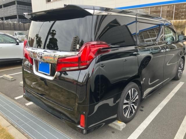 TOYOTA ALPHARD 2022