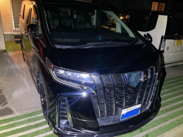TOYOTA ALPHARD hybrid 4WD 2018