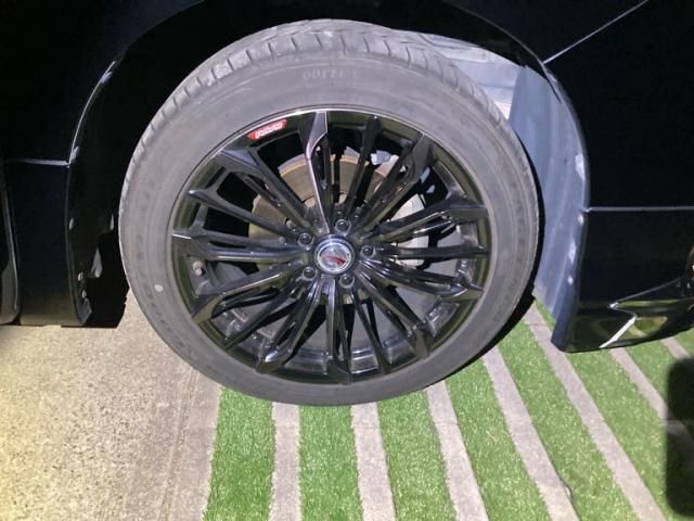 TOYOTA ALPHARD hybrid 4WD 2018