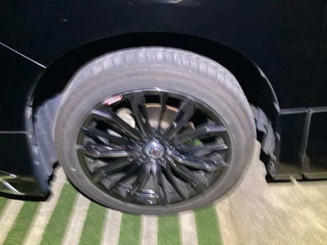 TOYOTA ALPHARD hybrid 4WD 2018