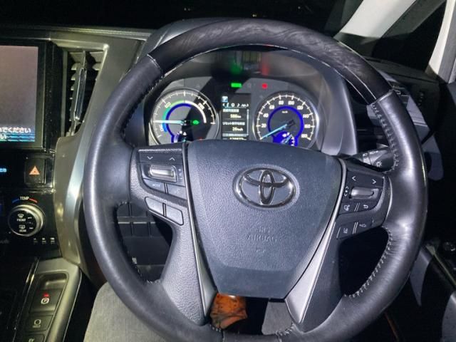 TOYOTA ALPHARD hybrid 4WD 2018