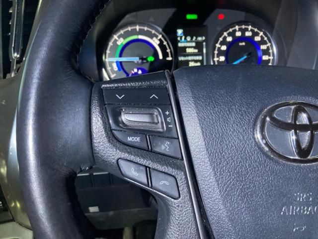 TOYOTA ALPHARD hybrid 4WD 2018