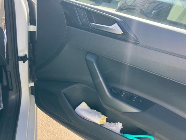 VOLKSWAGEN VOLKSWAGEN POLO 2022