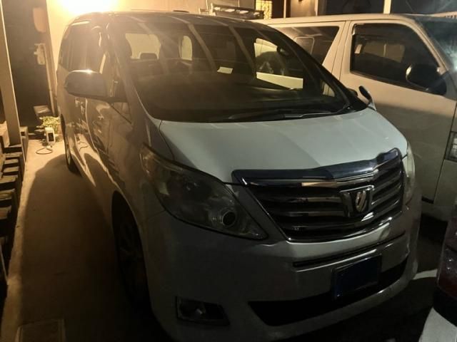 TOYOTA ALPHARD 2012