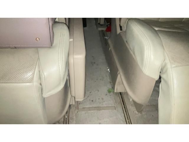TOYOTA ALPHARD 2012