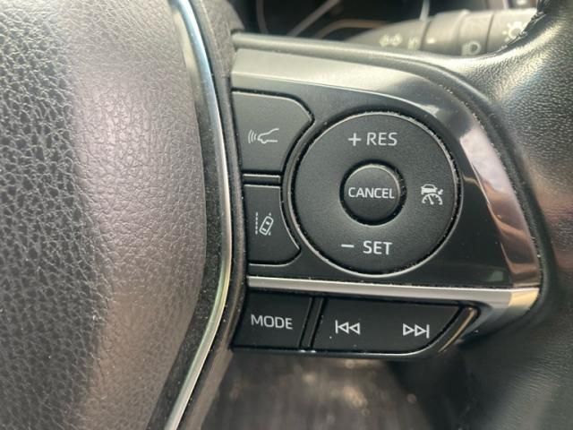 TOYOTA CAMRY HYBRID 2021