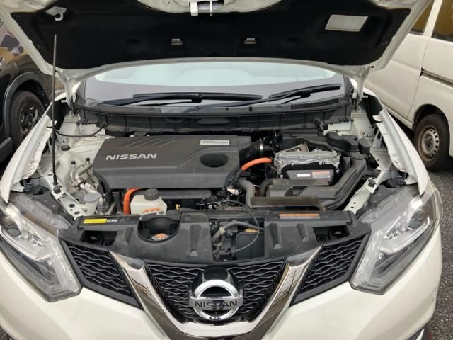 NISSAN X-TRAIL HYBRID 4WD 2015