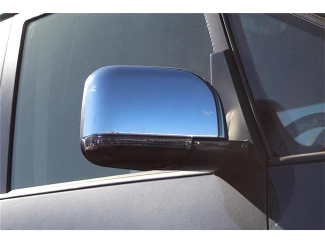 MITSUBISHI DELICA D:5 4WD 2023