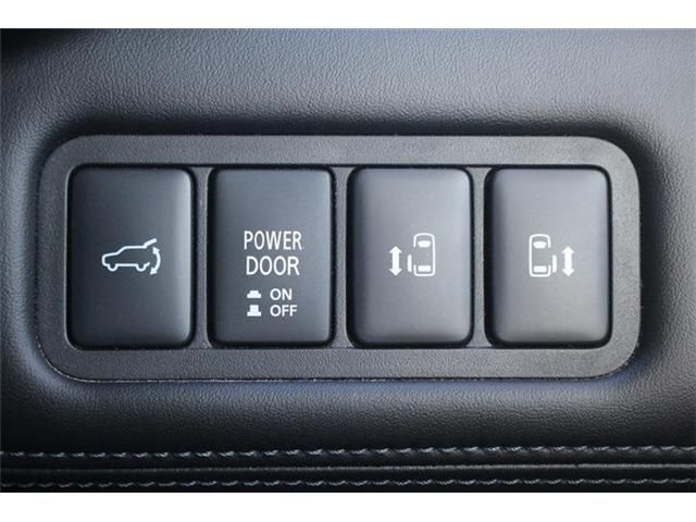 MITSUBISHI DELICA D:5 4WD 2023