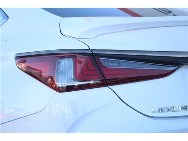 TOYOTA LEXUS ES300h 2021