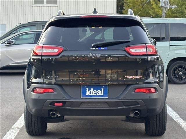 JEEP JEEP CHEROKEE 2017