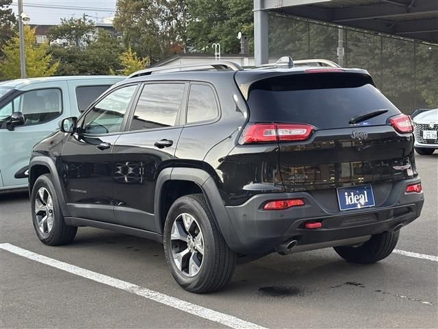 JEEP JEEP CHEROKEE 2017