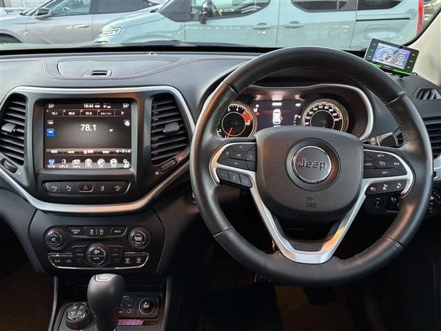 JEEP JEEP CHEROKEE 2017