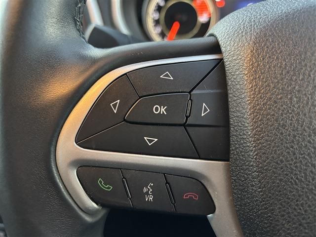 JEEP JEEP CHEROKEE 2017