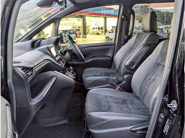 TOYOTA ESQUIRE HYBRID 2019