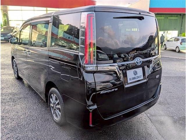 TOYOTA ESQUIRE HYBRID 2019