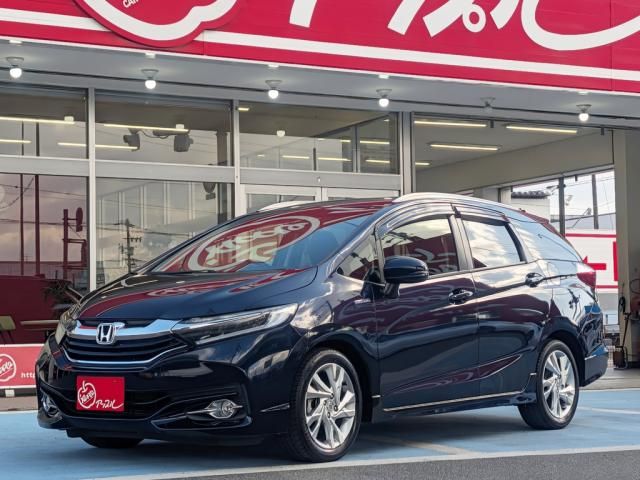 HONDA SHUTTLE HYBRID 2016