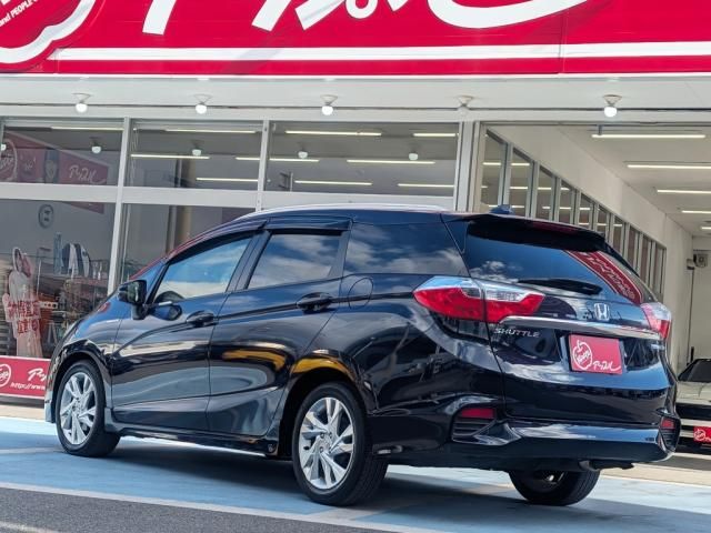 HONDA SHUTTLE HYBRID 2016