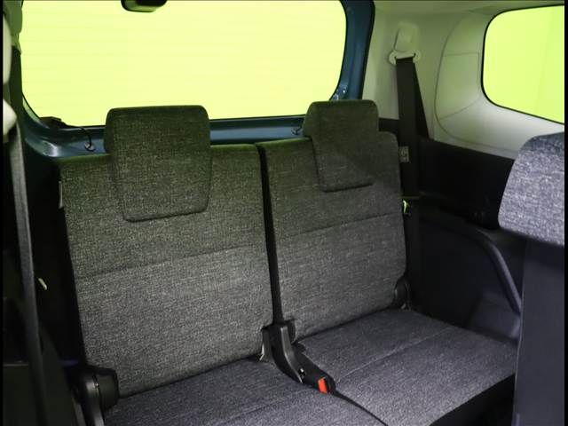 TOYOTA SIENTA HYBRID 2022