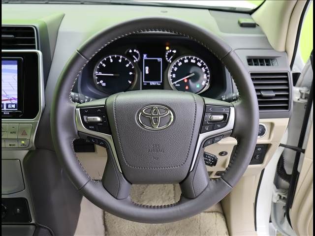 TOYOTA LANDCRUISER PRADO 2017