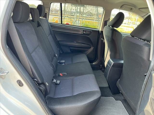 TOYOTA COROLLA FIELDER 2017