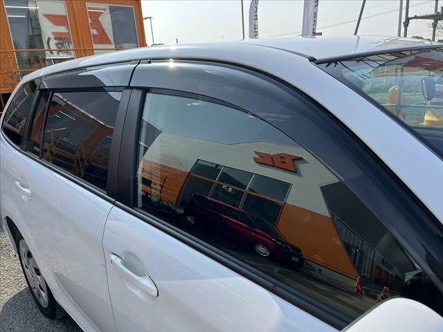 TOYOTA COROLLA FIELDER 2017