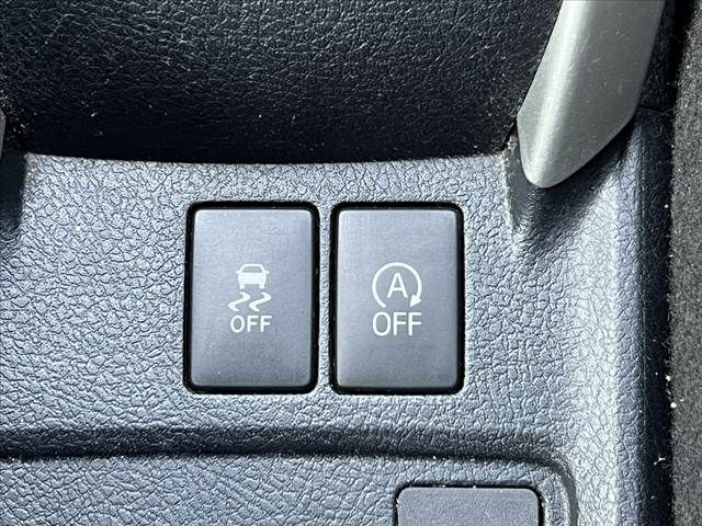 TOYOTA COROLLA FIELDER 2017