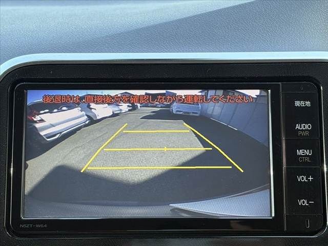 TOYOTA SIENTA HYBRID 2016