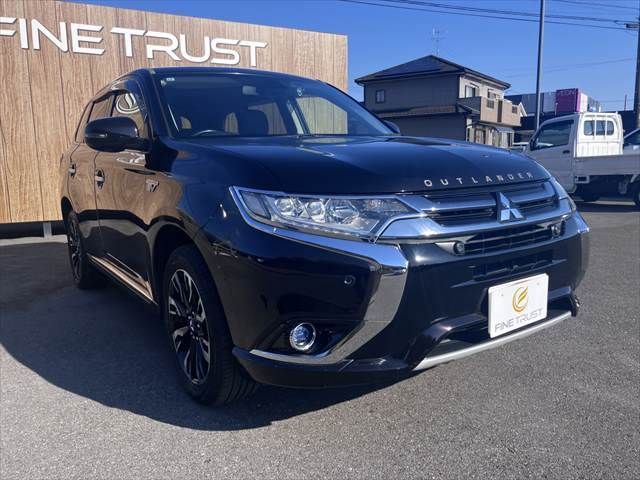 MITSUBISHI OUTLANDER PHEV 2015